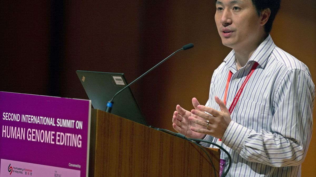 Tres años de prisión para el científico chino que modificó bebés genéticamente