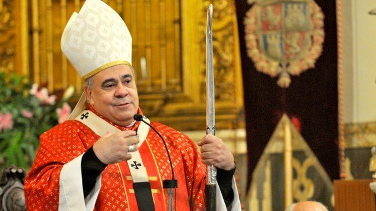 Cristianos de base respaldan al arzobispo de Granada: “Es una venganza contra él”