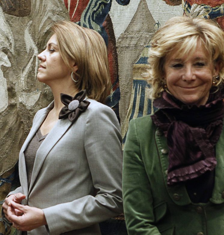 Foto: La secretaria general del PP, María Dolores de Cospelda, y la presidenta del PP de Madrid, Esperanza Aguirre, en una imagen de archivo. (EFE) 