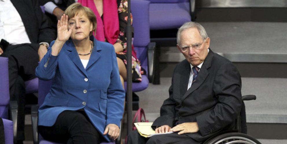 Foto: Merkel se mantiene inmovilista en sus posiciones ante la cumbre europea