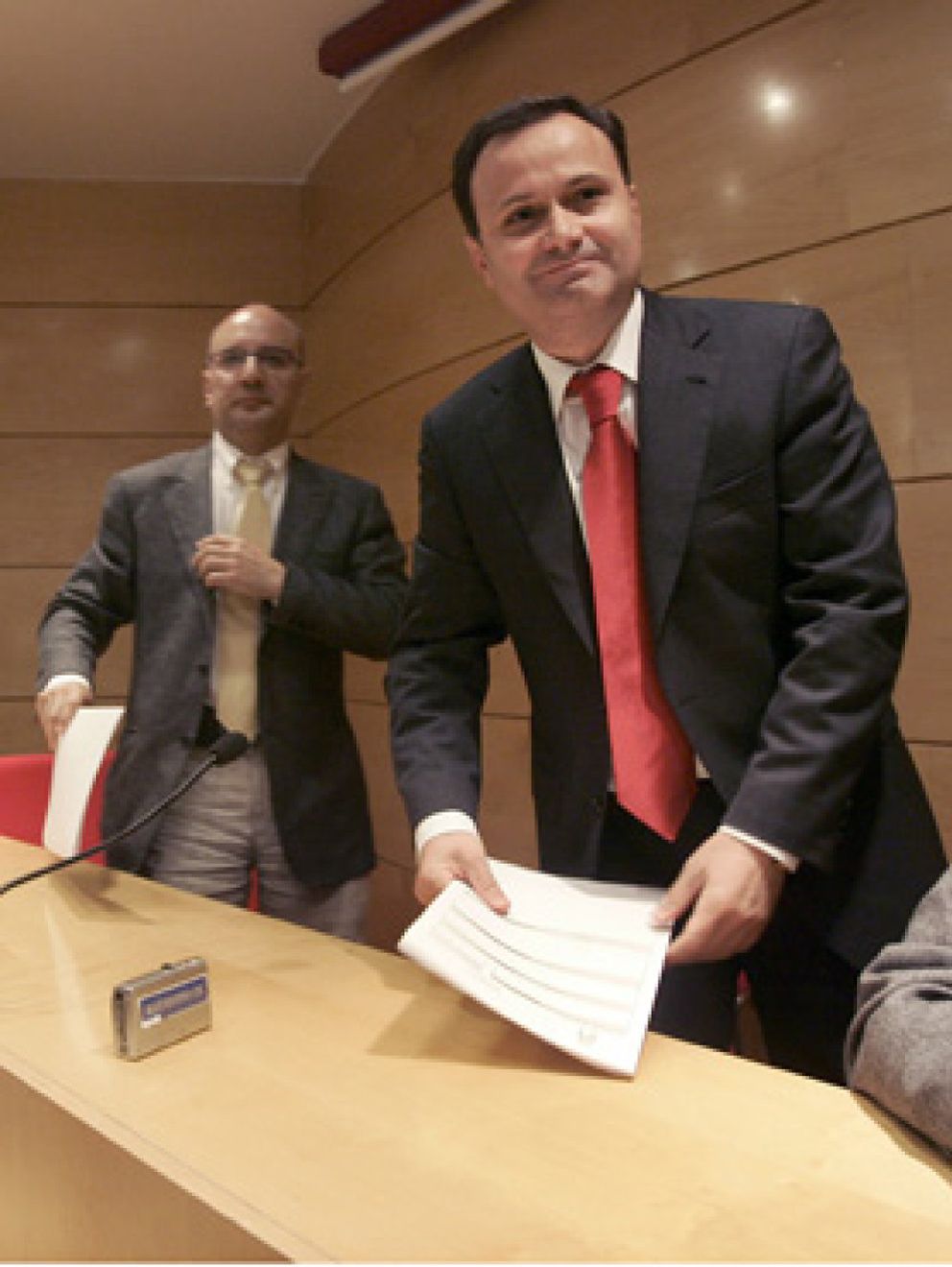 Foto: Todos con Ginés: PP y PSOE mantuvieron al 'sheriff' de Coslada aun conociendo sus faltas graves