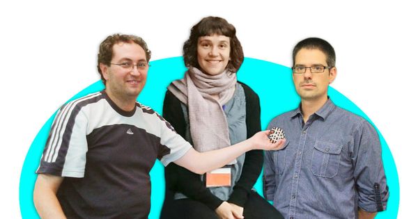 Foto: Los investigadores César González (izquierda), Elisa Oteros y Daniel Manzano.