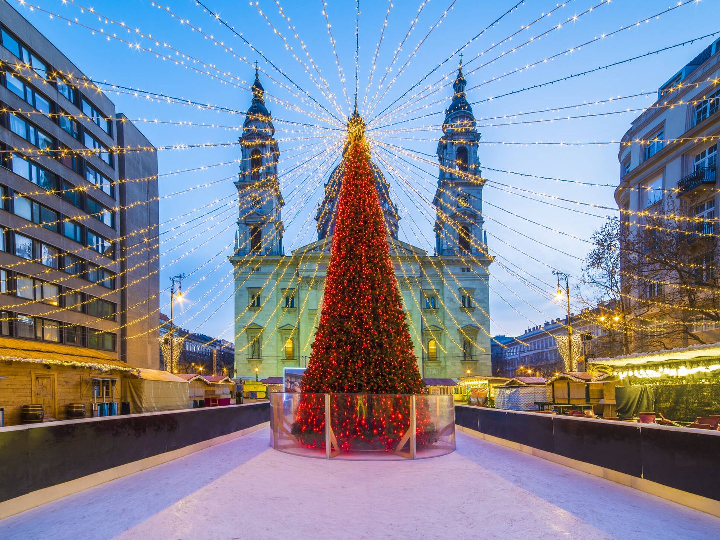 Mercadillo de Navidad en Budapest (Fuente: iStock)