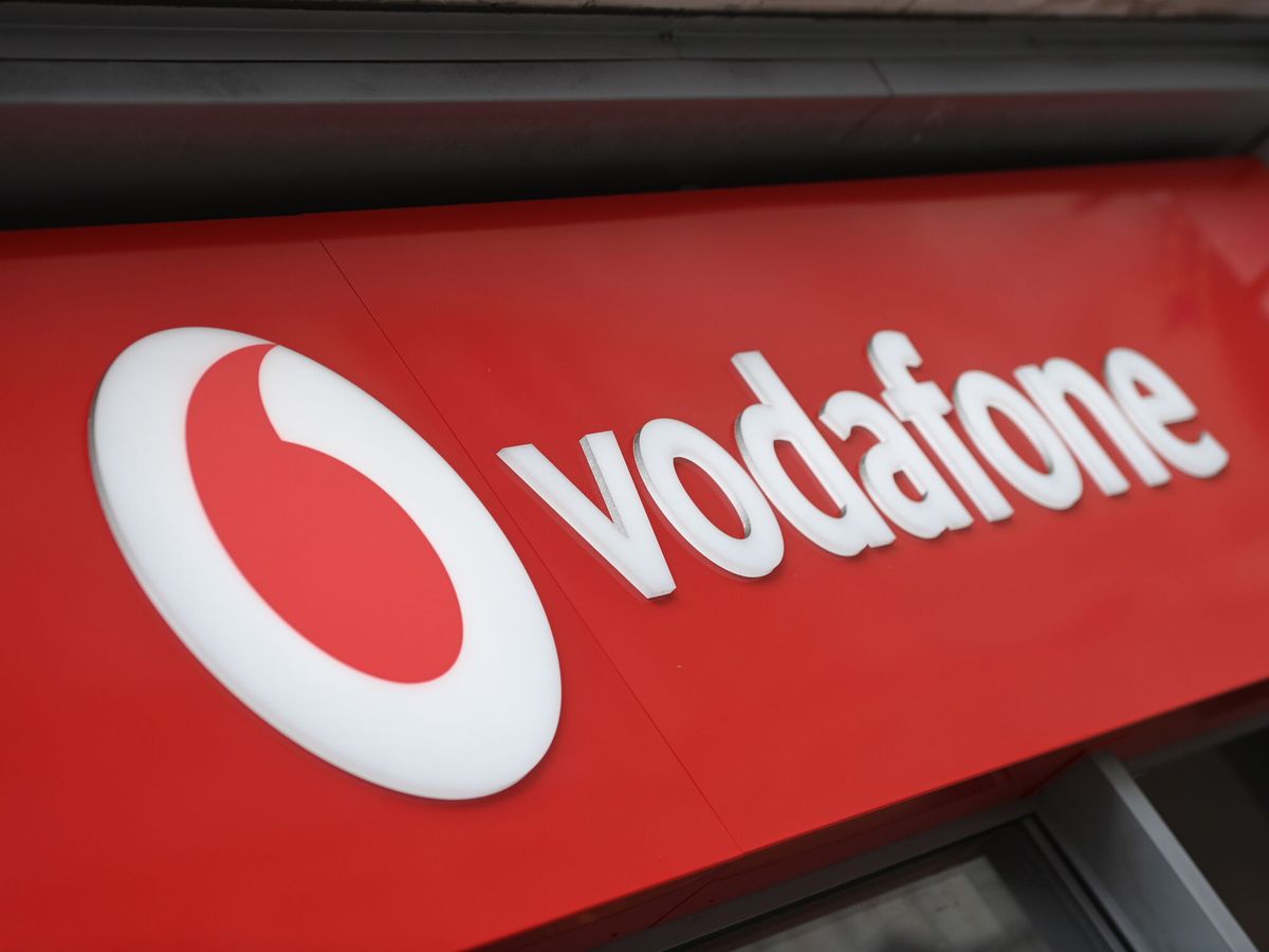 Foto: Logo de Vodafone. (EFE/Neil Hall)