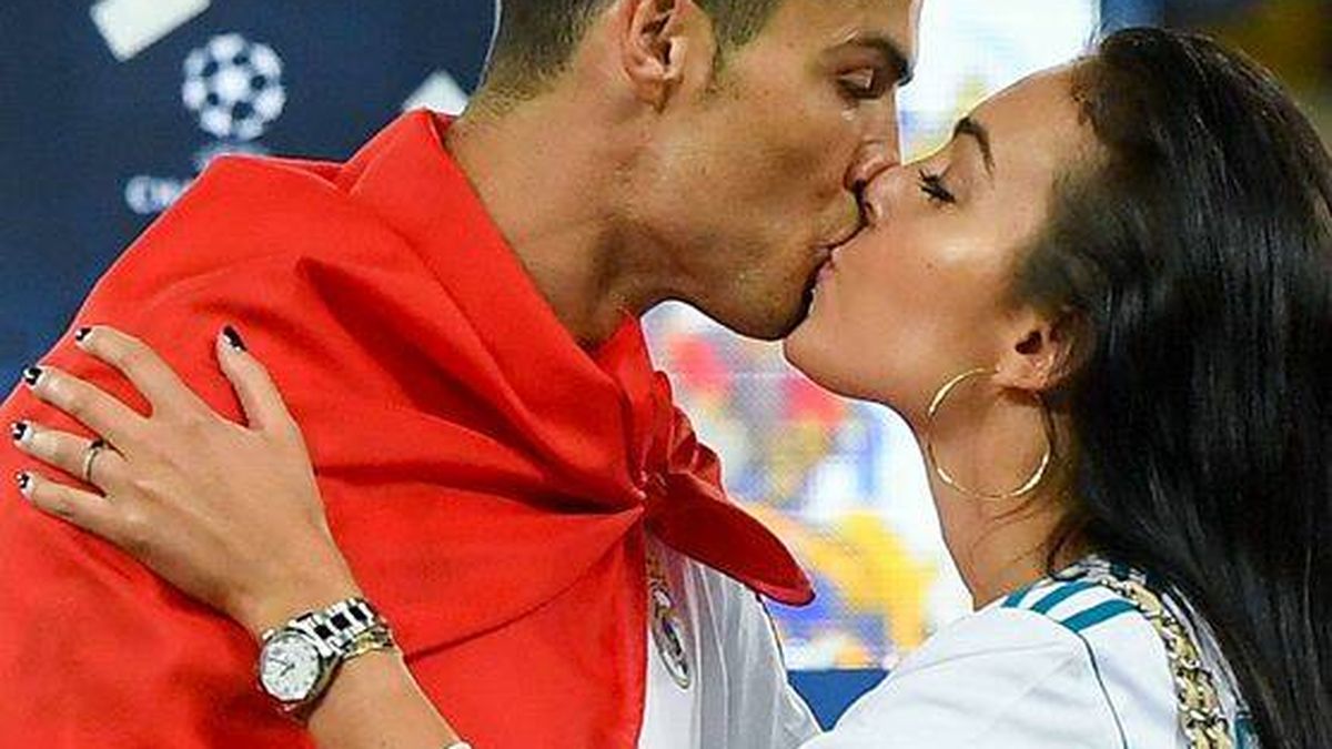 Cristiano Ronaldo y Georgina revelan el sexo de los bebés que esperan  