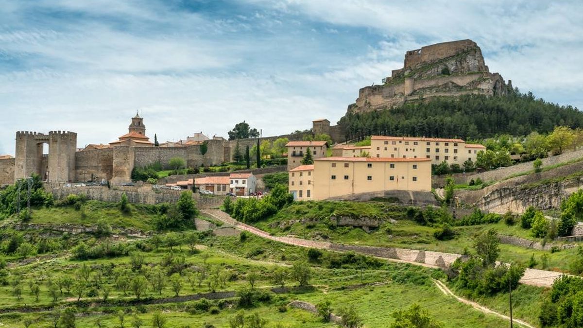 Por qué tienes que viajar a Morella, en el Castellón interior, y conquistar su castillo