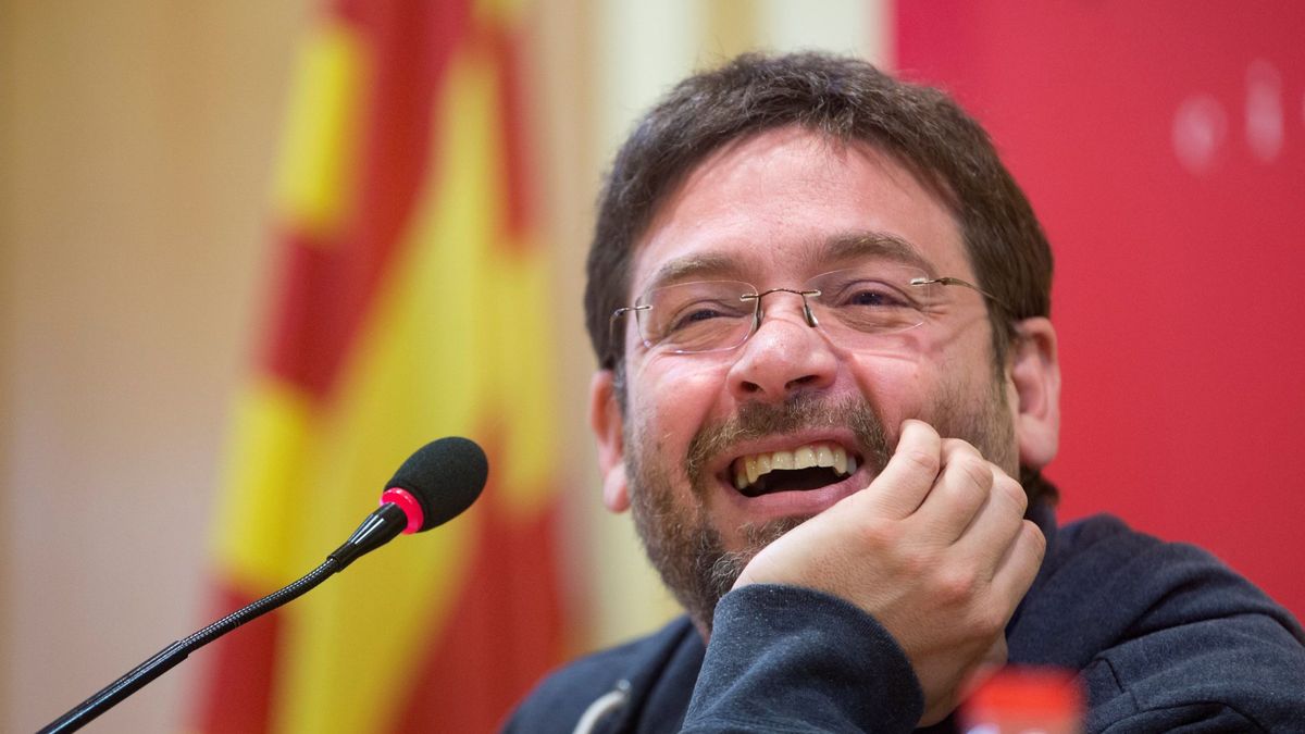 Puigdemont lanza el anzuelo al exlíder de Podemos, a la CUP y a algunos CDR