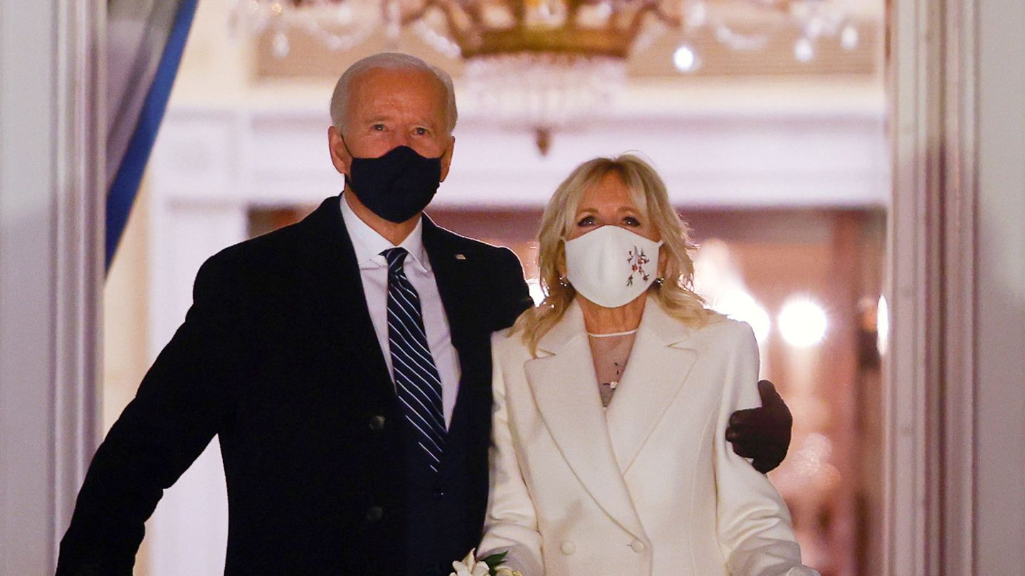 Joe y Jill Biden, durante la investidura. (Reuters)