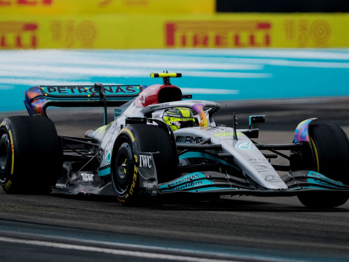 Foto: Lewis Hamilton está teniendo una temporada muy complicada. (Reuters/Ricardo Arduengo)