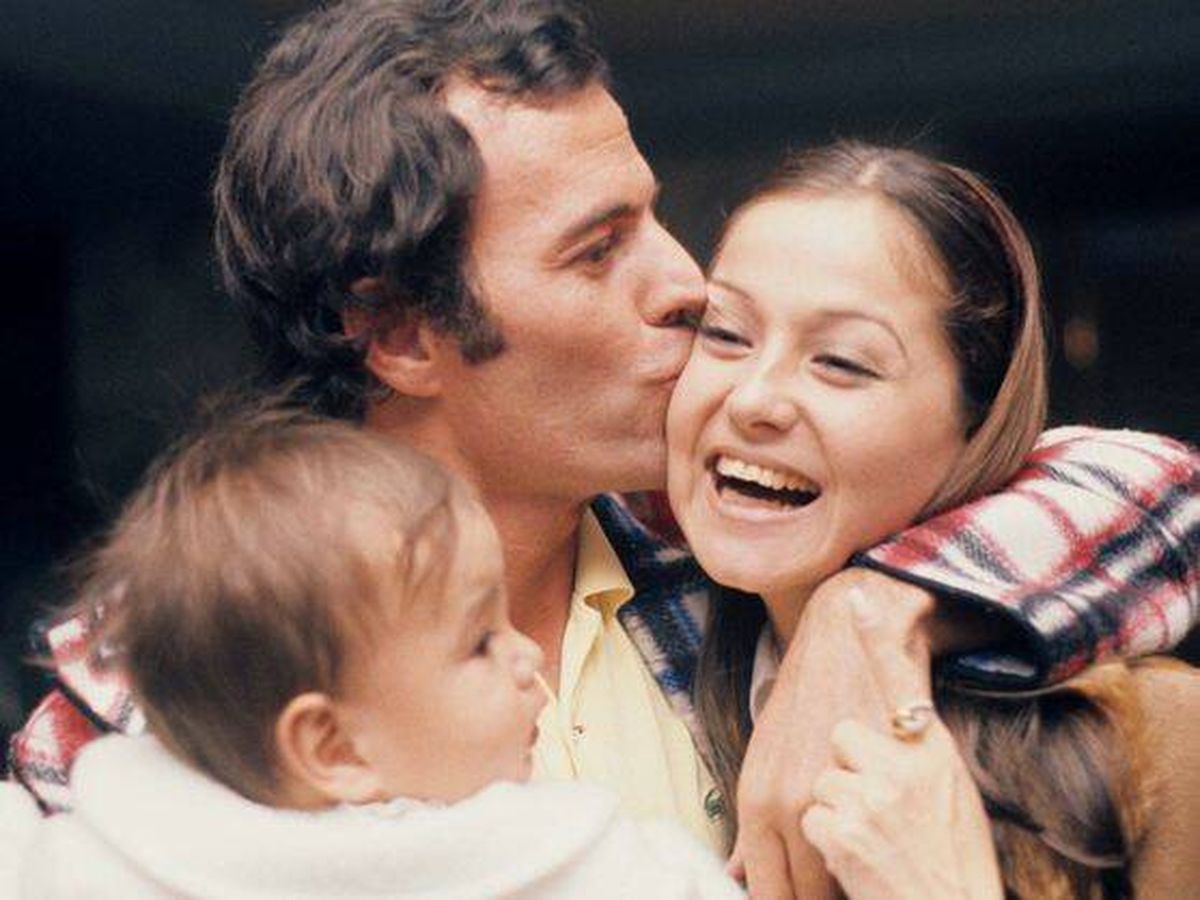 Foto:  Julio e Isabel, en una imagen de 1975. (Getty)