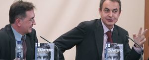 Zapatero, en la presentación de su hagiografía: "pienso invitar a Aznar a comer"