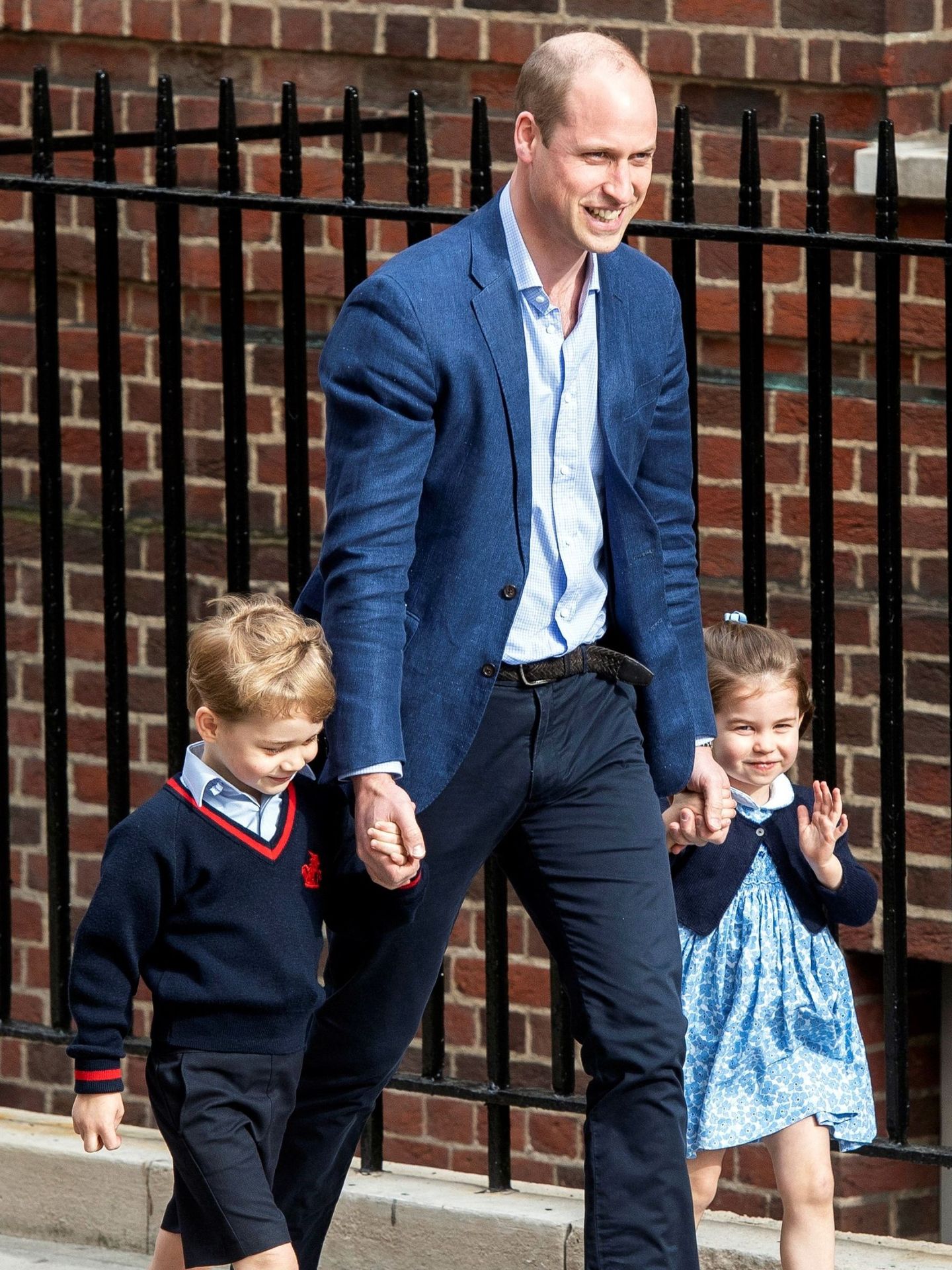 El príncipe Guillermo y sus hijos, George y Charlotte. (EFE)