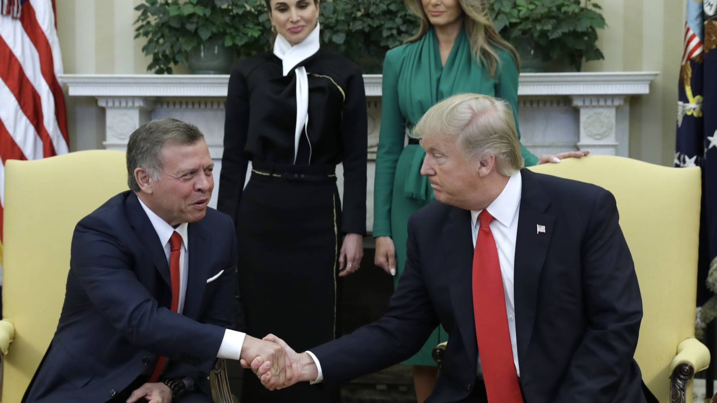 Los Trump, con los reyes jordanos, en la Casa Blanca. (Gtres)