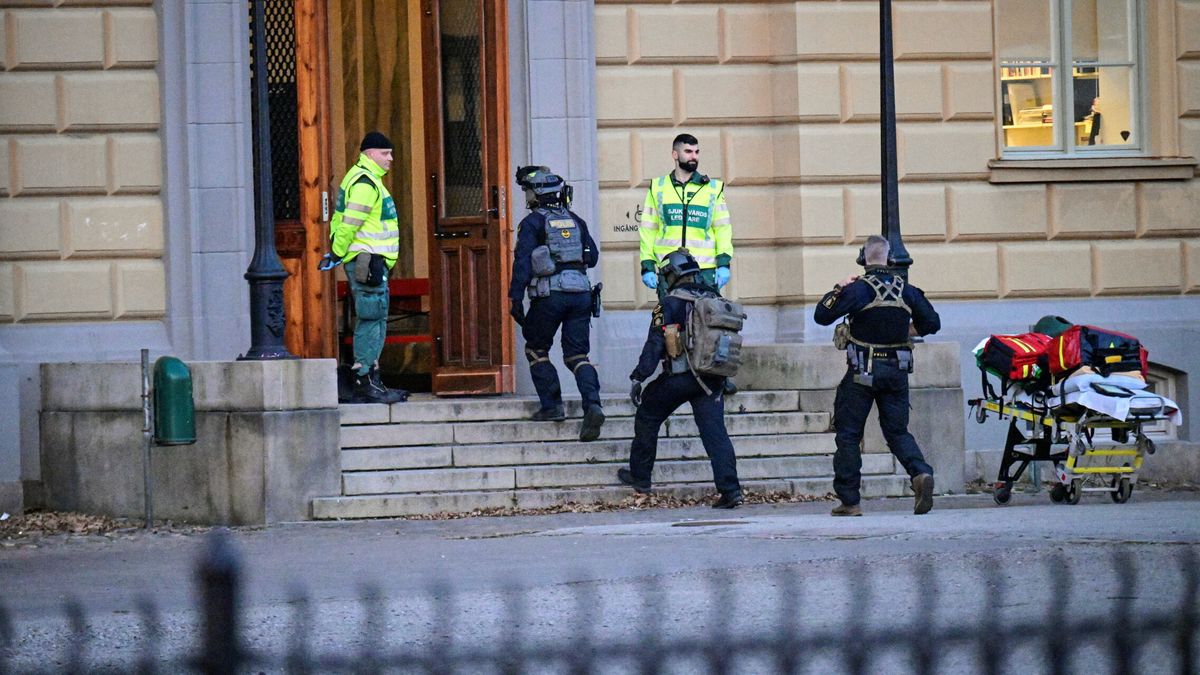 Dos mujeres muertas tras el ataque en una escuela sueca por un joven que fue detenido