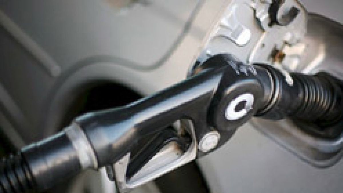 La gasolina vuelve a marcar un nuevo récord y alcanza 1,36 euros en plena Semana Santa