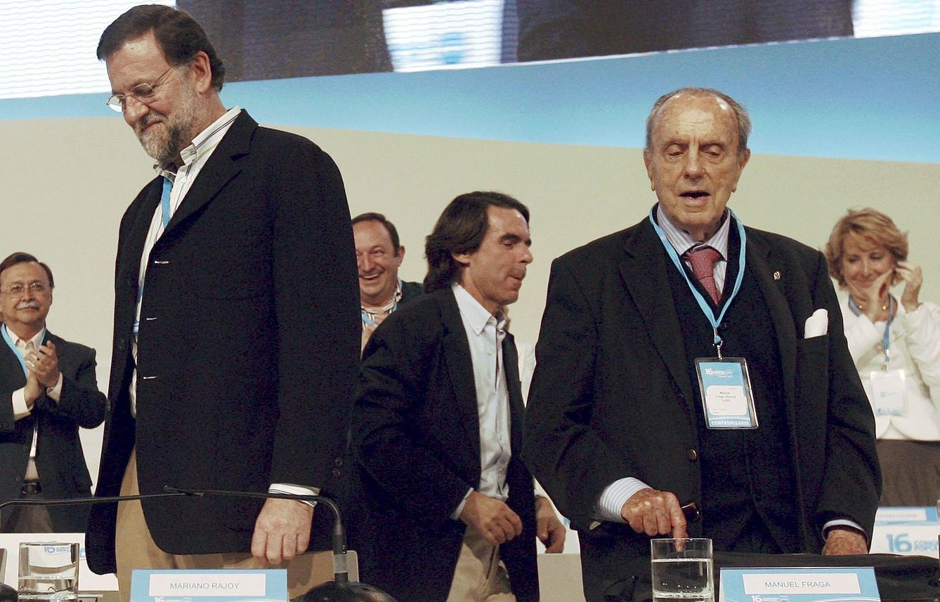 Fotografía de archivo de Mariano Rajoy, José María Aznar y Manuel Fraga. (EFE)
