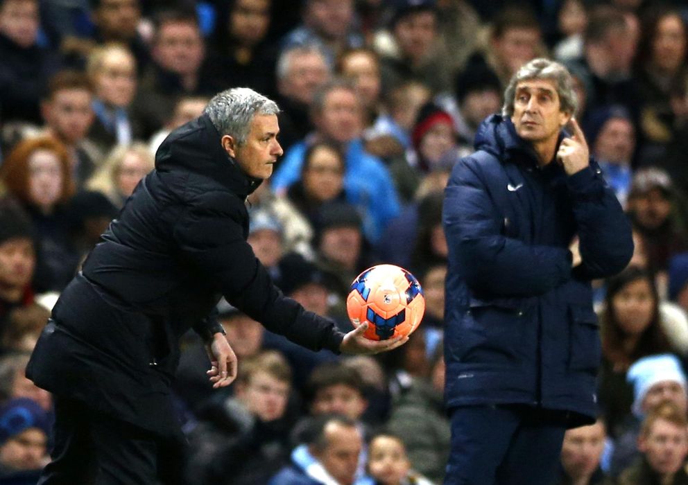 Foto: Mourinho y Pellegrini, en un partido entre el Chelsea y el City.