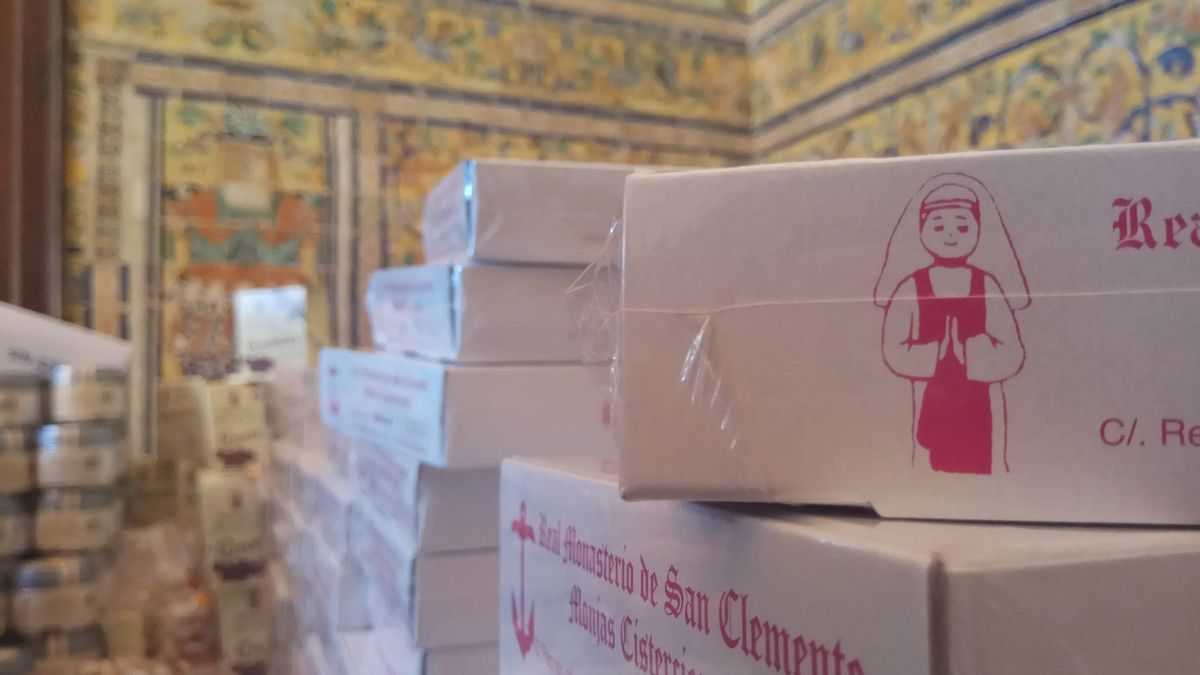 Los 6.000 kilos de dulces de Navidad que salvan los conventos de la ruina