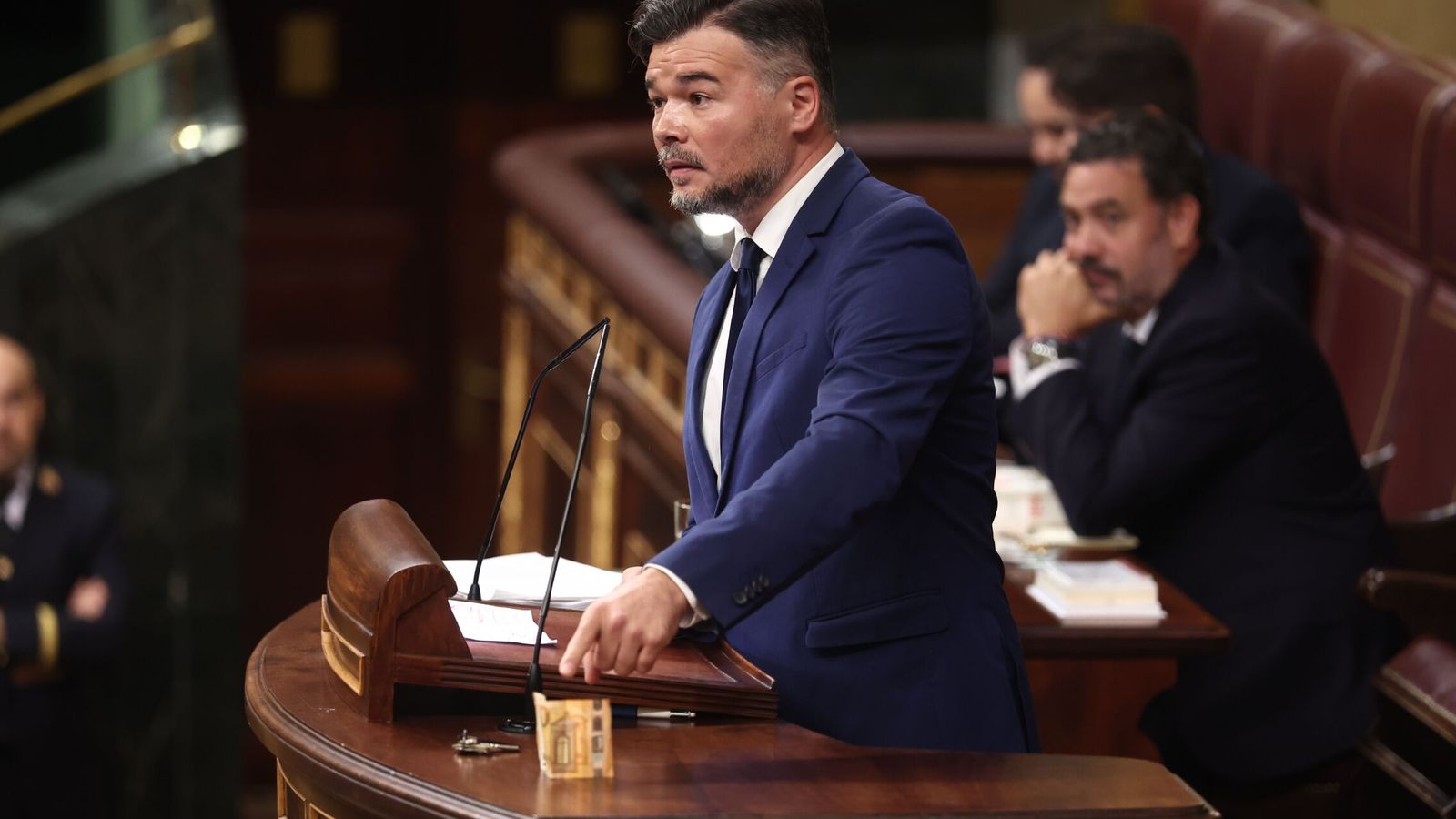 Gabriel Rufián: "Ahora viene algo aún peor que lo que votan en el Congreso; viene en Cataluña una cuadrilla mediática que venderá la corrupción moral y mercancía tóxica de Junts durante días"