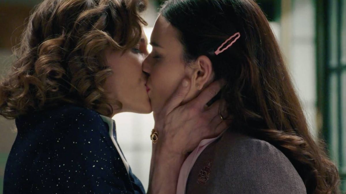 "Mafin" ya es una realidad: así ha sido el beso más esperado entre Marta y Fina en 'Sueños de libertad'