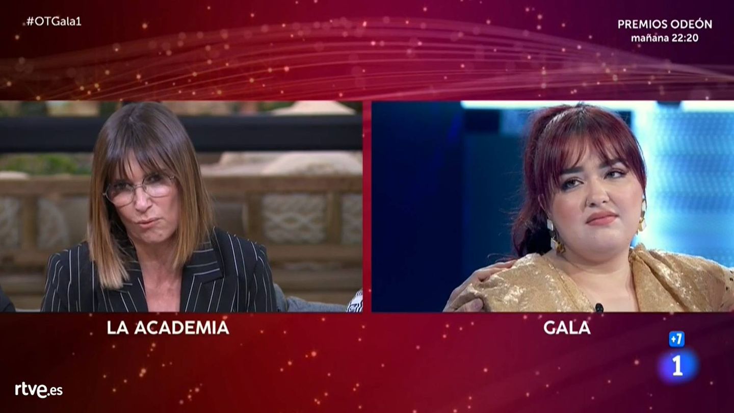 Noemí Galera y Ariadna, en 'OT 2020'. (TVE)