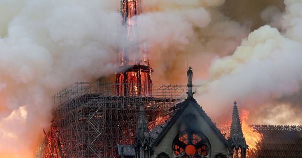Foto: Incendio de Notre Dame (Reuters)