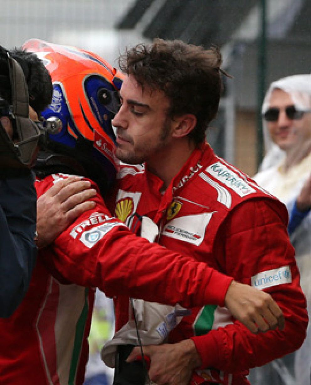 Foto: Alonso se acuerda de Grosjean... "el campeonato no lo hemos perdido en Brasil"