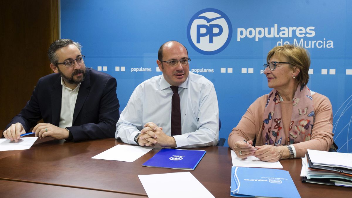 El PP se cierra las salidas en Murcia a la espera de que el juez archive la causa 
