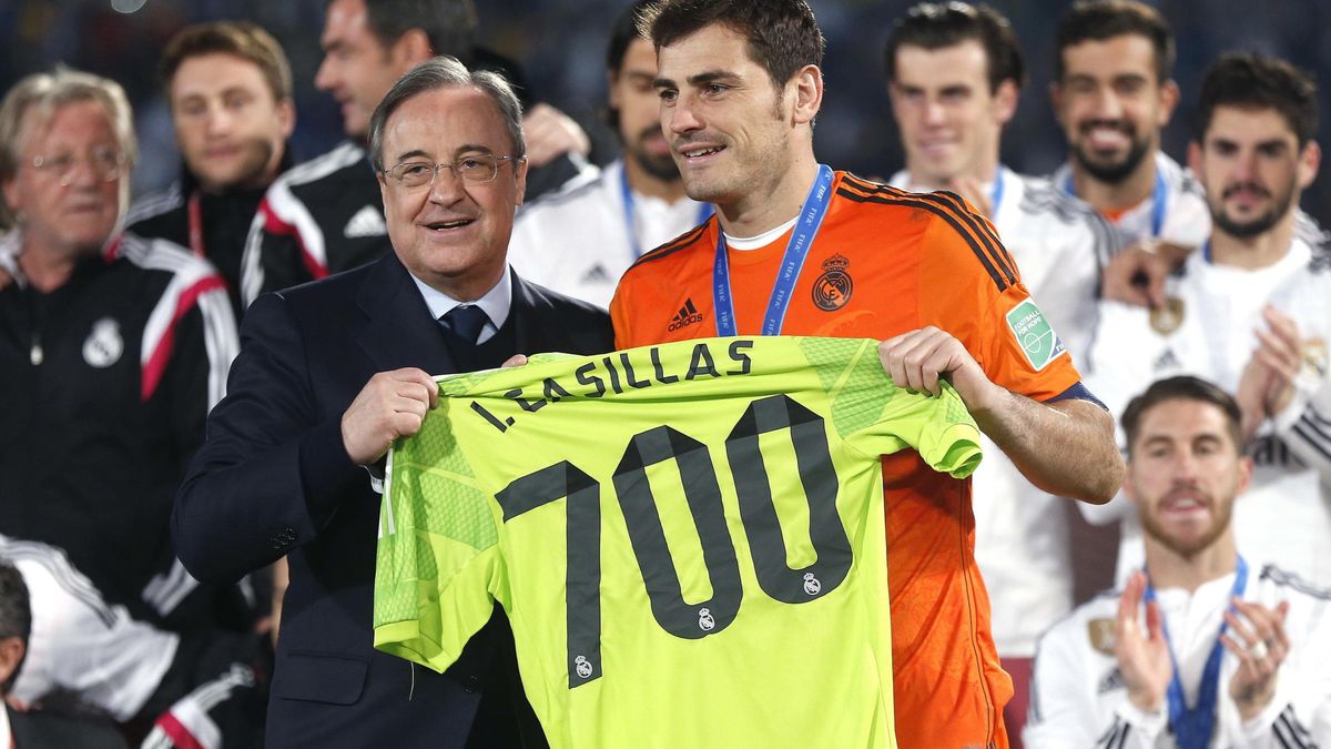 Florentino Pérez empuja a Casillas fuera del Madrid mientras De Gea sigue mudo