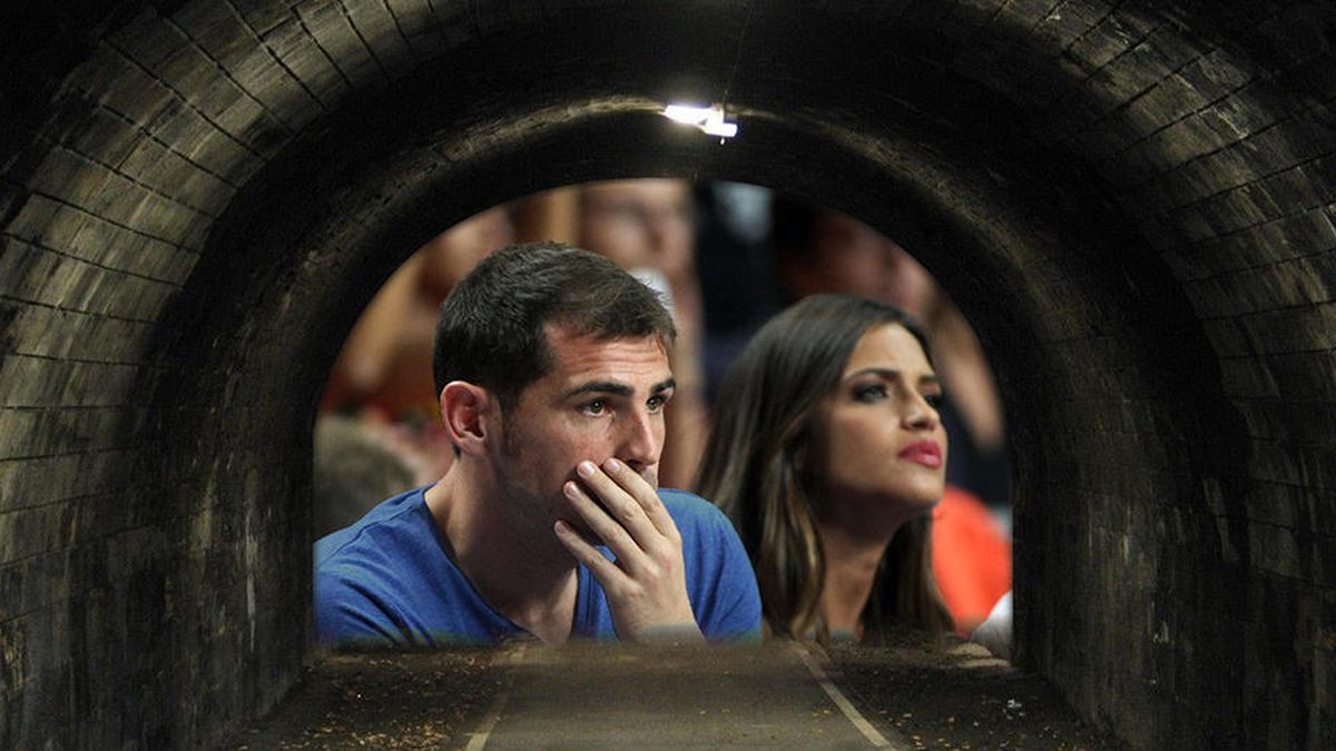 Iker Casillas se va de boda con los Carbonero, su principal apoyo en tiempos de crisis