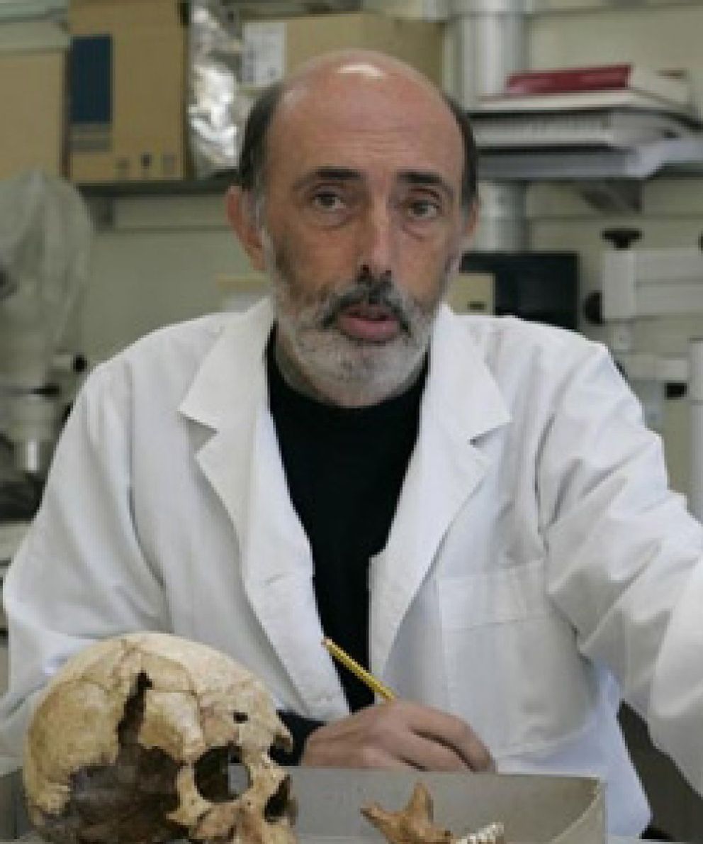 Foto: Francisco Etxeberria, el antropológo experto en fosas comunes que identificó a Ruth y José