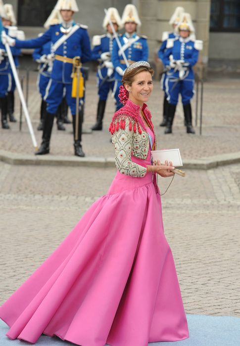 Foto: La infanta Elena en la boda de Victoria de Suecia y Daniel Westling (Gtres)
