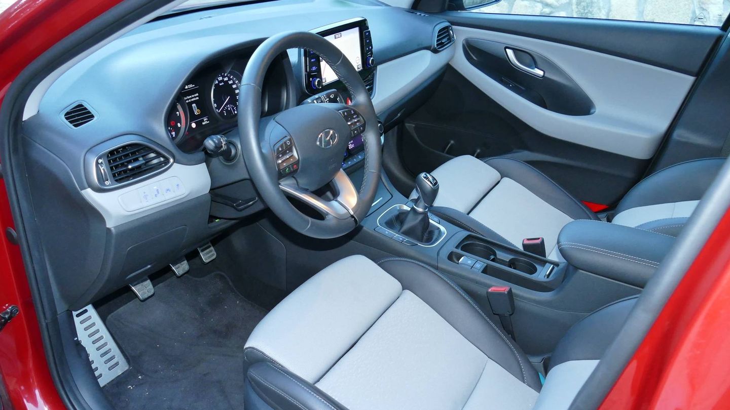 ÁLBUM: El interior del I30 Fastback transmite una gran sensación de calidad. 