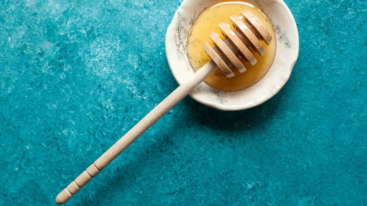 El riesgo de comer miel congelada, la última moda viral en TikTok 