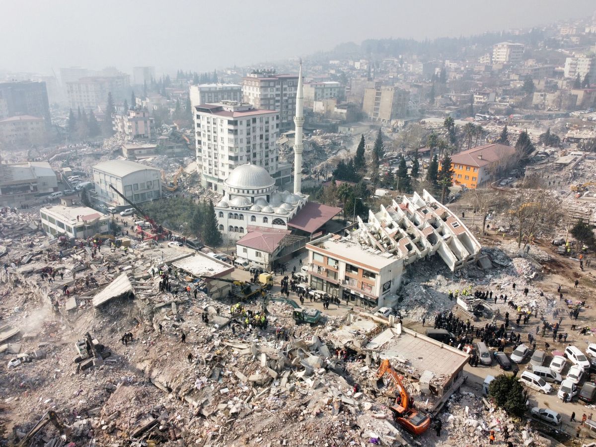 Foto: Terremoto de Turquía. (EFE/Abir Sultan)