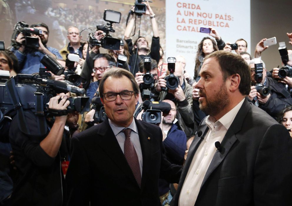 Foto: El presidente de la Generalitat, Artur Mas, y el líder de ERC, Oriol Junqueras. (Reuters)