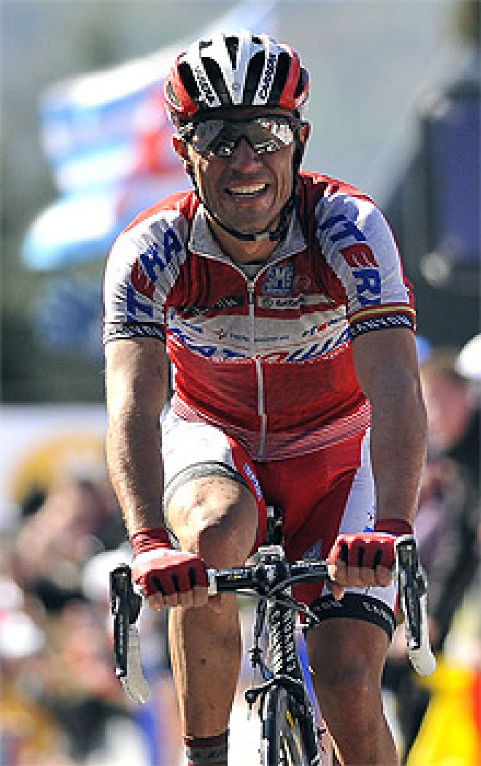 Foto: Pozzovivo gana la séptima etapa del Giro y 'Purito' araña 8 segundos