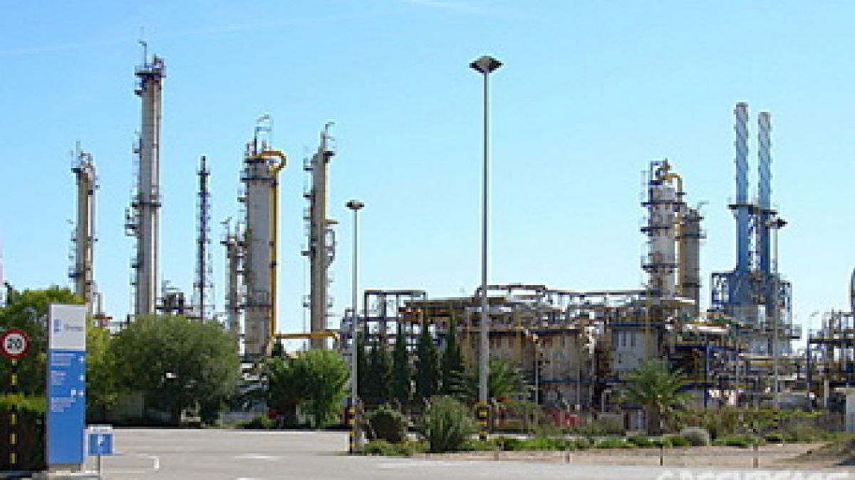 El sector químico cae en barrena: BASF también cerrará su fábrica de Tarragona