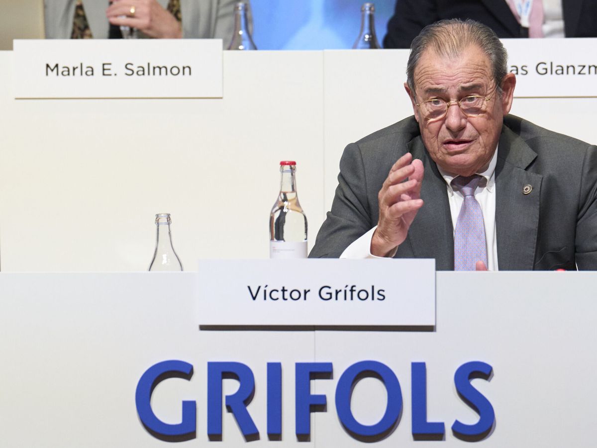 Foto: Víctor Grifols en la junta general de accionistas. (EFE/Alejandro García)