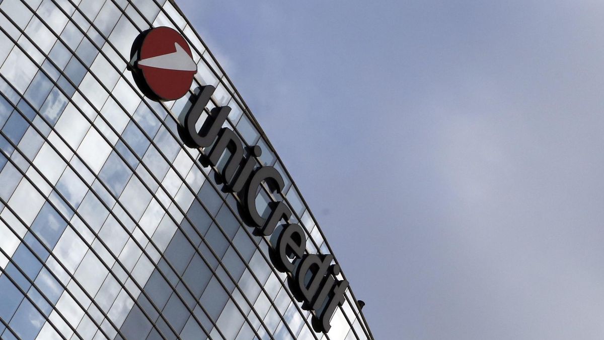 Unicredit, en conversaciones con Santander para combinar sus gestoras de fondos