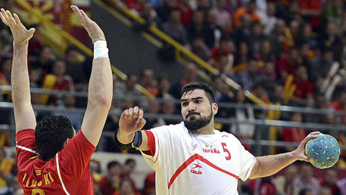 España pone pie y medio en el Europeo de Dinamarca 2014 tras ganar a Macedonia