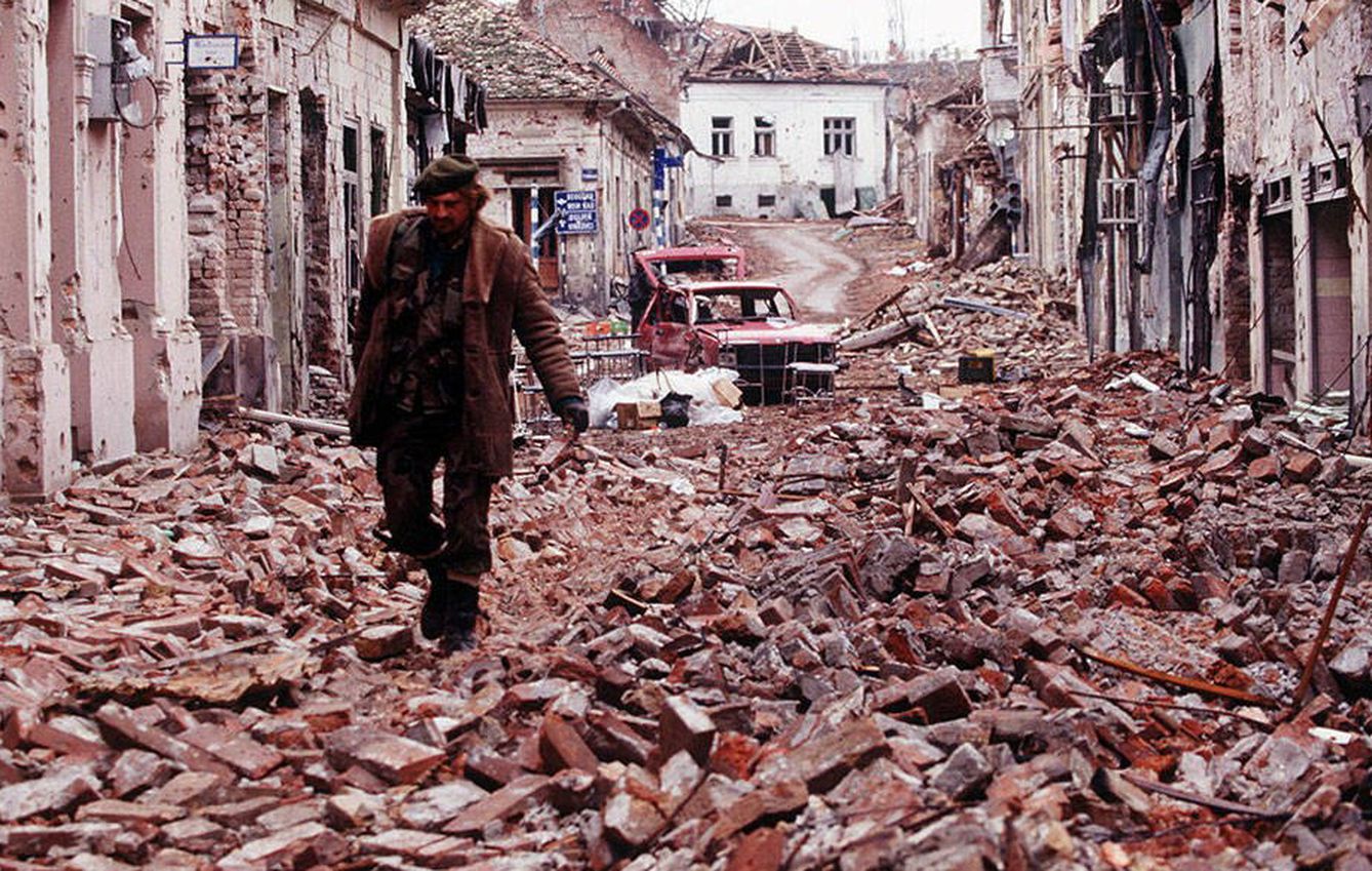 La ciudad croata de Vukovar, en 1991, tras los ataques del ejército serbio.