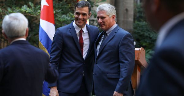 Foto: Díaz-Canel recibe a Sánchez. (Reuters)