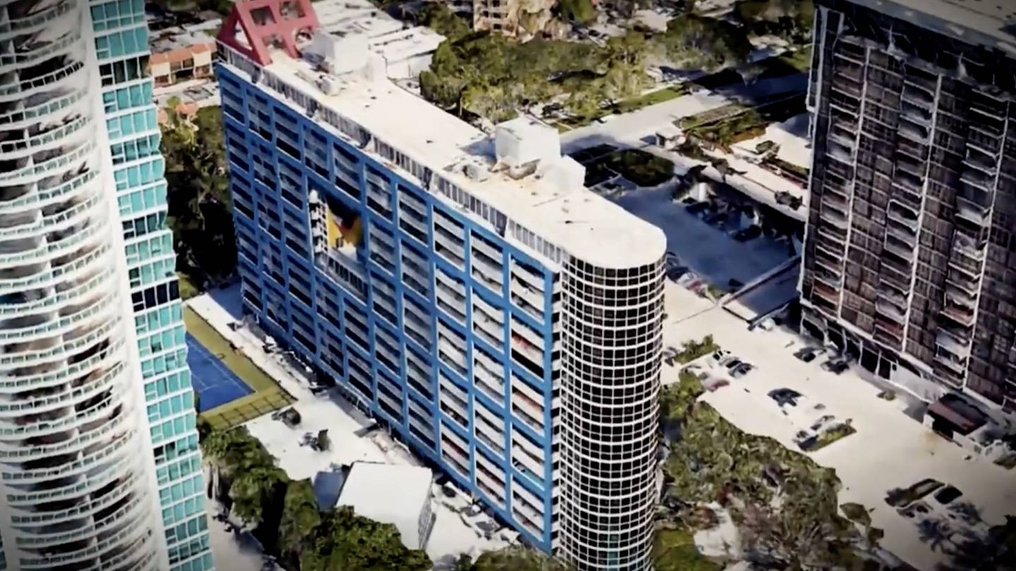 El edificio de apartamentos de Miami, donde tenía el suyo Rocío Jurado. (Mediaset)