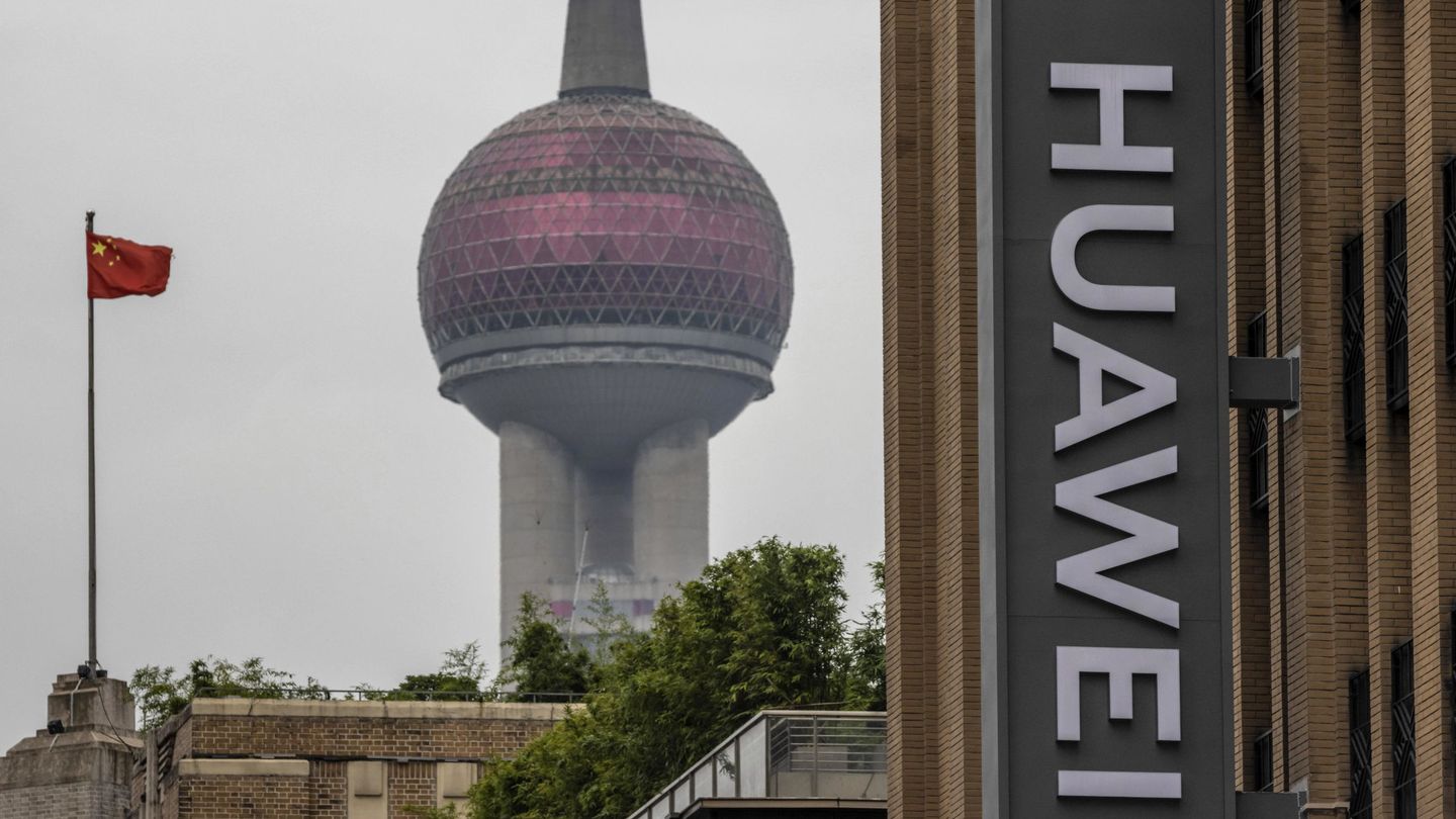 El 70 por ciento de las ventas de Huawei procede del mercado chino (EFE EPA/Alex Plaveski)