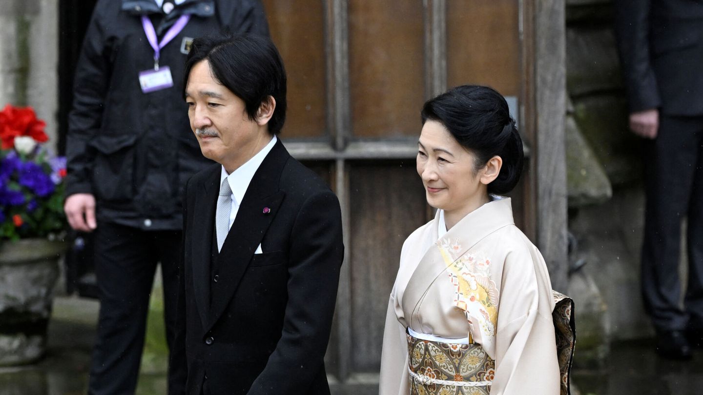 Los príncipes Fumihito y Kiko, en la coronación de Carlos III. (Reuters/Pool/Toby Melville)