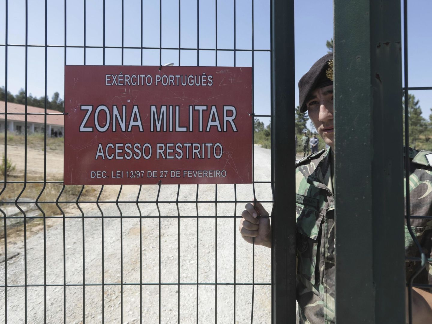 Base militar de Tancos, en la que se produjo un robo de armas masivo con las que se podría haber preparado un gran golpe. (EFE)