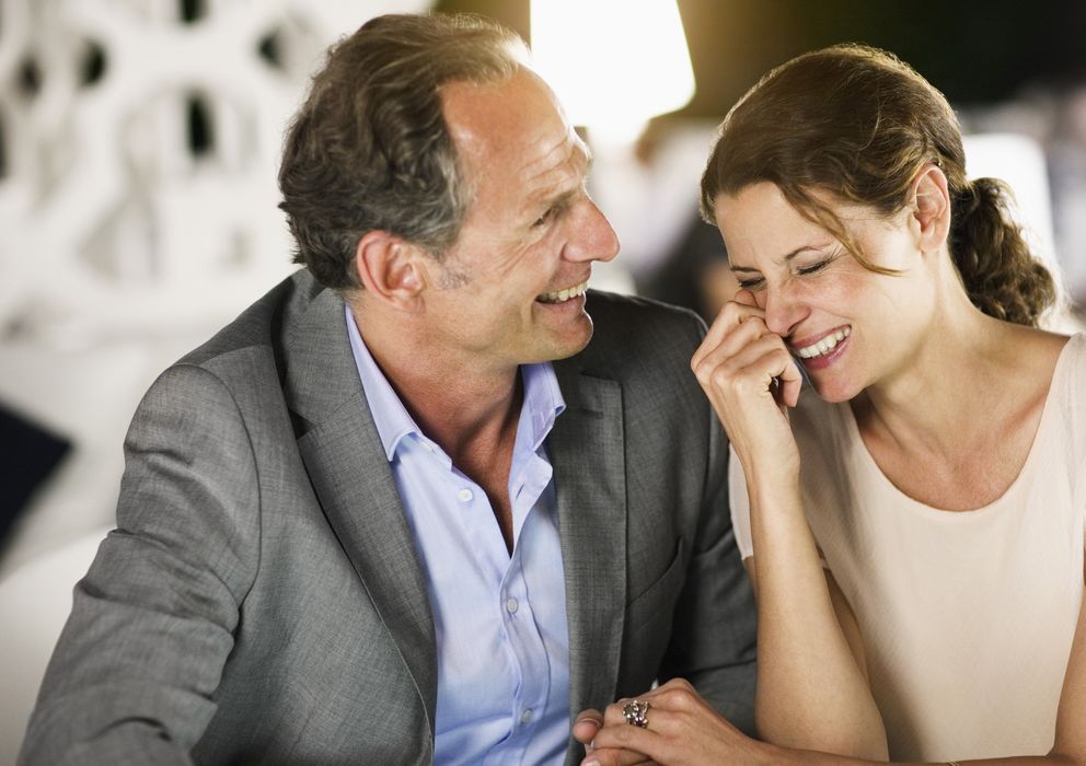 La regla que debes seguir para saber la edad de tu pareja ideal (para  casarte o ligar)
