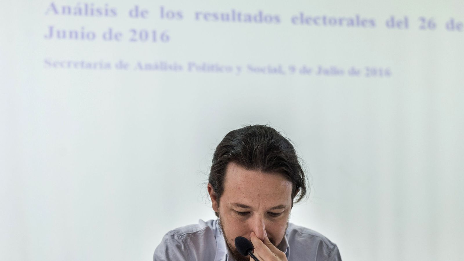 Foto: El líder de Podemos, Pablo Iglesias, al inicio de la reunión del consejo ciudadano. (EFE)