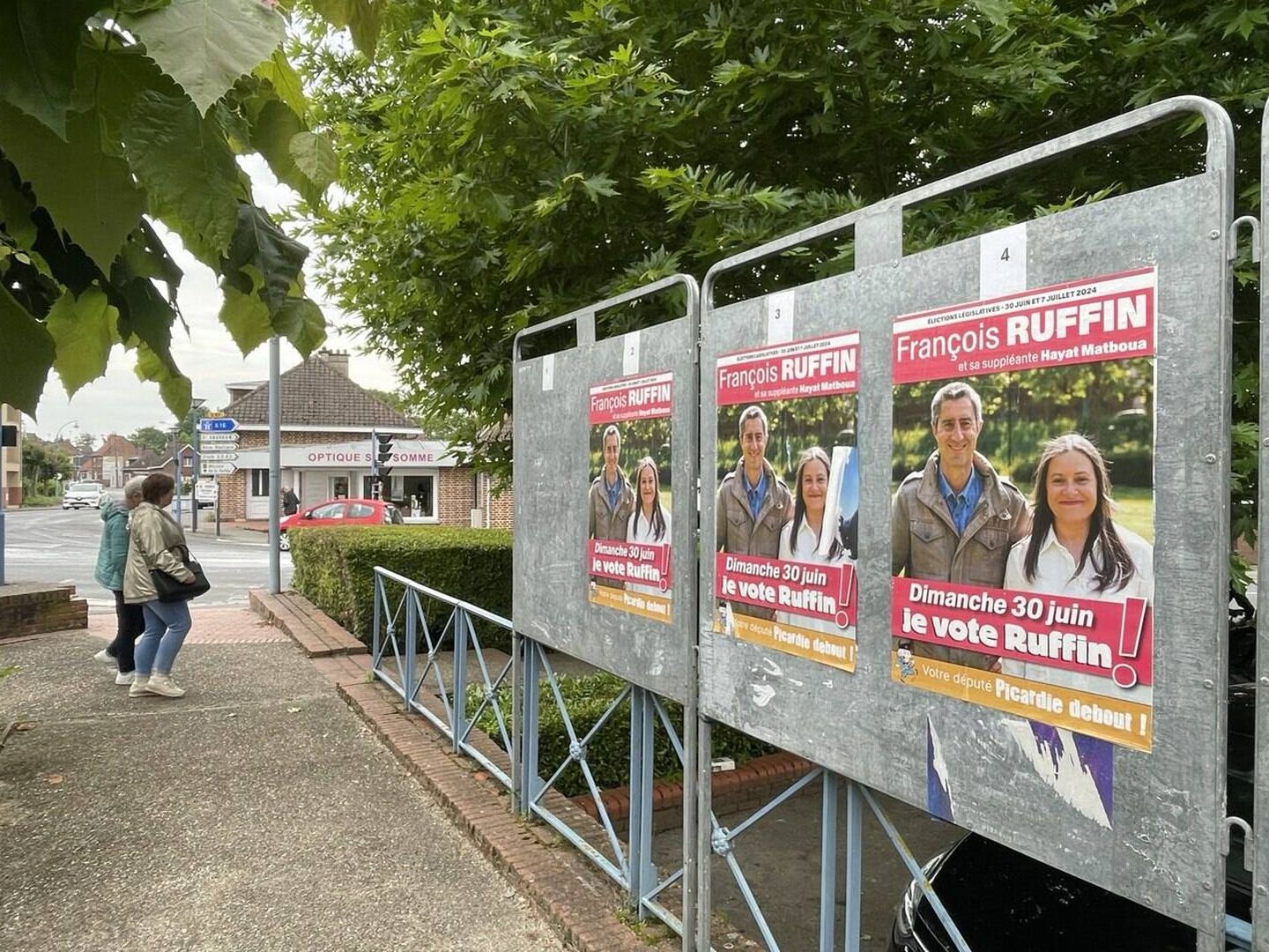 Carteles electorales de François Ruffin en Amiens. (Enric Bonet)